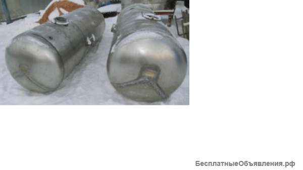 Емкости нержавеющие, объем — 1,6 куб.м., горизонтального исполнения
