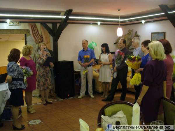 Ведущая и DJ