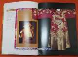 Costumes of Peking Opera на англ и китайском
