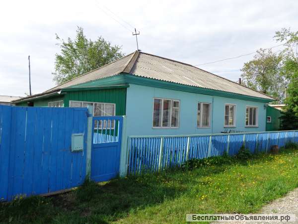 Благоустроенную квартиру в пЗдвинск Новосибирской обл на земле