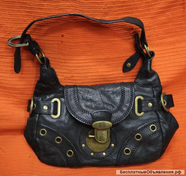 Сумка маленькая с бронзовой отделкой