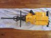 Отбойный молоток (бензомолот) Atlas Copco (Швеция) модели Pionjar 130 AV