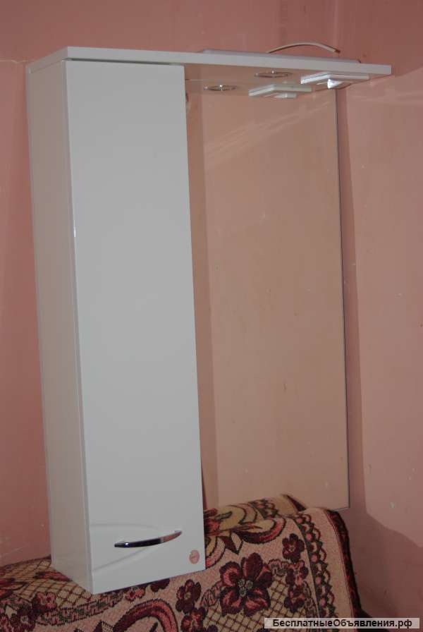 Шкаф подвесной с зеркалом и подсветкой НОВЫЙ