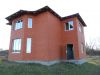Отличный кирпичный дом без отделки, 116 квадратных метра, участок 9 соток, 2 этажа. В дом зав