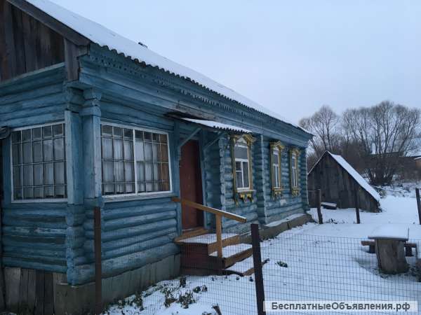Бревенчатый и теплый дом в Московской обл., в деревне Паршино, от Серпухова 20 км.