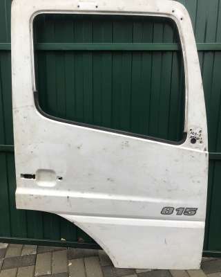 Дверь правая, цвет белая, б/у, для грузовых автомобилей Mercedes Atego