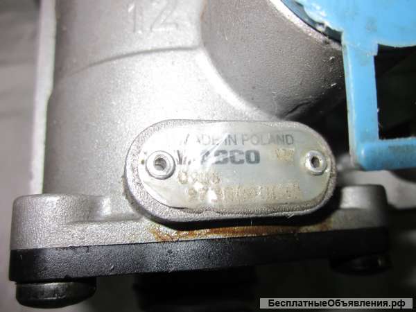 9730090060 Кран управления тормозами прицепа для грузовых автомобилей MB/MAN TGA/DAF/RVI