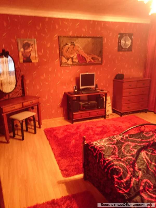 4 комнатную квартиру