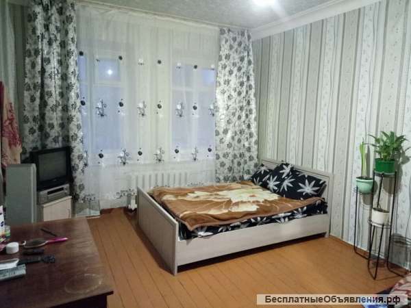 Отличную комнату в Московской обл., г. Серпухов. В квартире всего 5 комнат, на 2 этаже кирпич