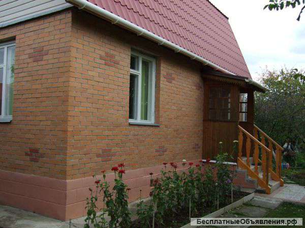 Дом с земельным участком