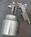 Пневматический распылитель краски