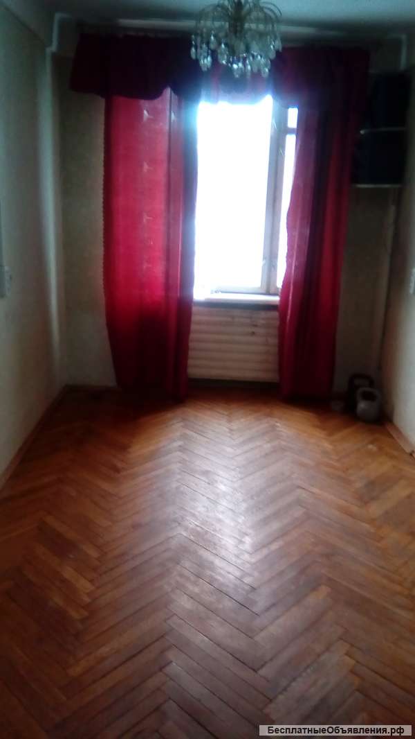 Комната на Купчинской ул.д.10к.3