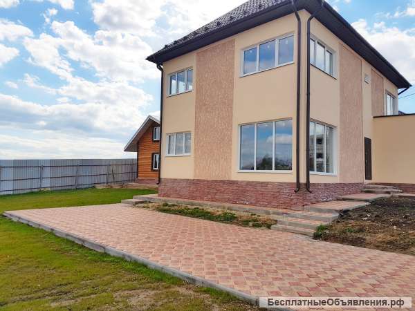 Два дома 302 кв.м. на участке 11 сот.