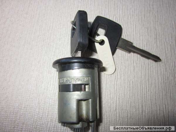 361552 Личинка замка для грузовых автомобилей