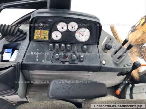 Экскаватор-погрузчик CAT 428, 6800 м/ч