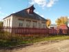 Дом с земельным участком