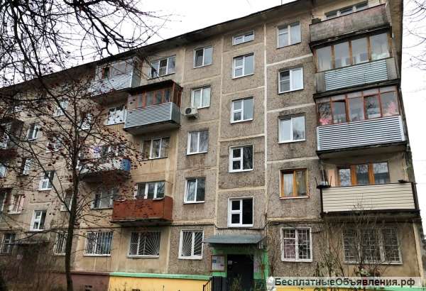 Однокомнатную квартиру 31 кв.м на 5 этаже 5-этажного панельного дома в г. Серпухов