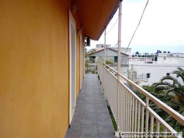 Мини-отель площадью 330 кв.м., земля - 268 кв.м., вблизи от моря, Бар, Чань, Черногория