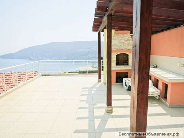 Дом площадью 130 м2, вблизи от моря, Сушчепан, Херцег Нови, Черногория