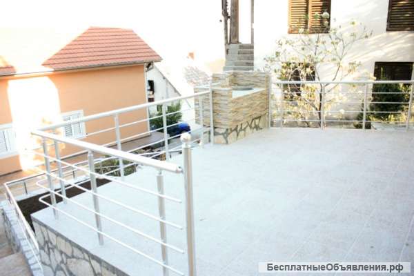 Дом площадью 130 м2, вблизи от моря, Сушчепан, Херцег Нови, Черногория