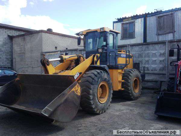 Фронтальный погрузчик XCMG LW500F