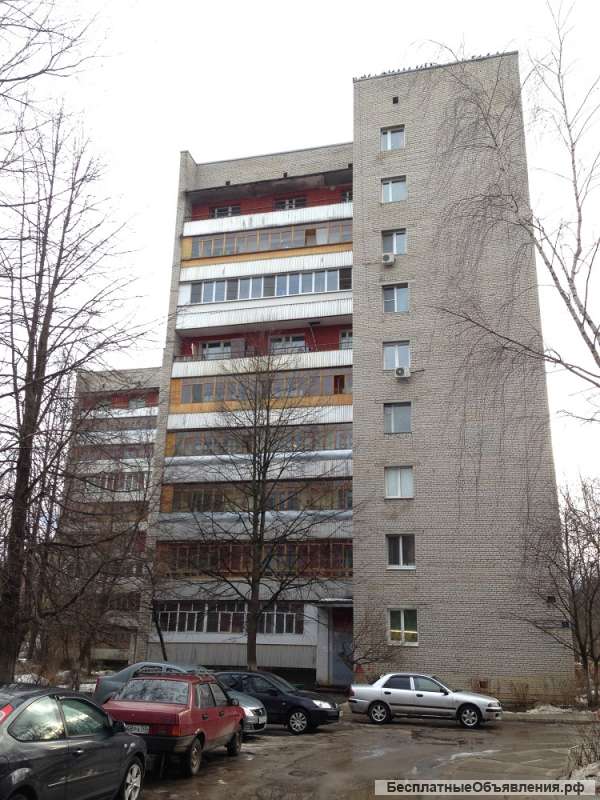 Большую квартира из 4х комнат, в городе Протвино. Квартира общей площадью 87