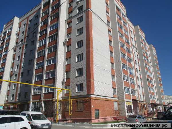 2х комн. квартира 60кв м на Строителей Проспекте 15Д.(новые дома) Кирпич. Середина