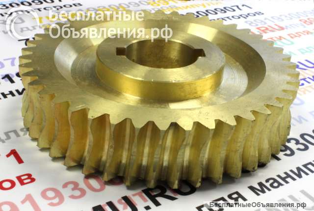 Бронзовая шестерня редуктора КМУ UNIC 500