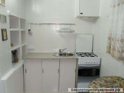 Сдаю до лета, май вкл-но уютную 1 комн/кв-ру, р-н Зимнего театра, начало ул. Пионерская