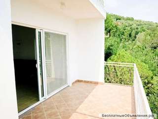 Дом общей площадью 200 м2, земля - 405 + 510 м2, Сушчепан, Херцег Нови, Черногория