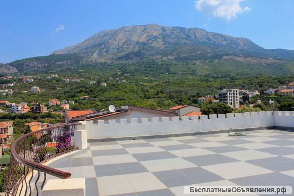 Дом общей площадью 220 + 130 м2, земля - 270 м2, Добре Воде, Бар, Черногория