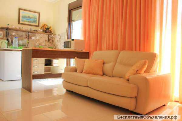 Дом общей площадью 220 + 130 м2, земля - 270 м2, Добре Воде, Бар, Черногория