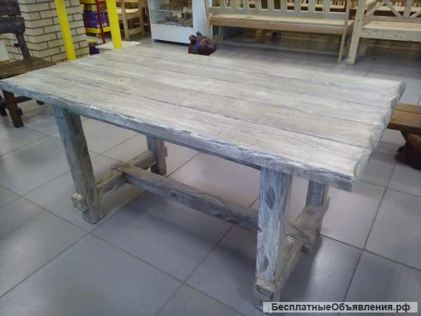 Мебель под старину Стол