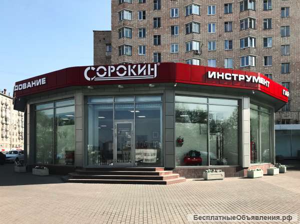 Сдается нежилое помещение на первом этаже