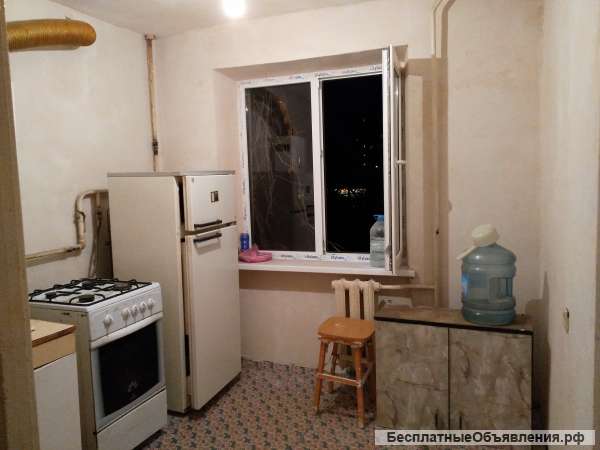 2-х комн. кв-ру на Военведе, Авиамоторный, 3/5п, 48/28/6