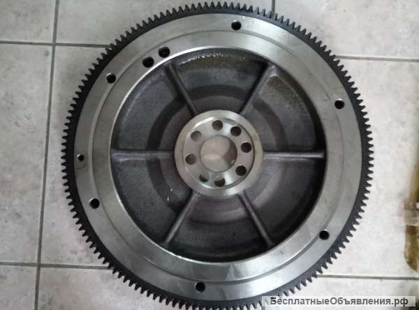 В связи с запчастей продам новый маховик под стартер SPILE