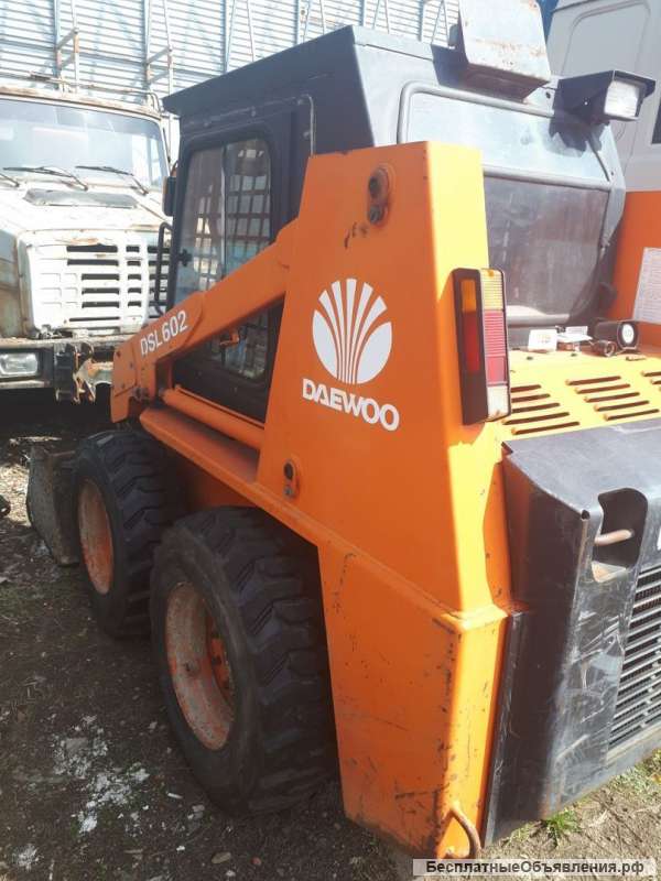 Мини-погрузчик DAEWOO DSL602