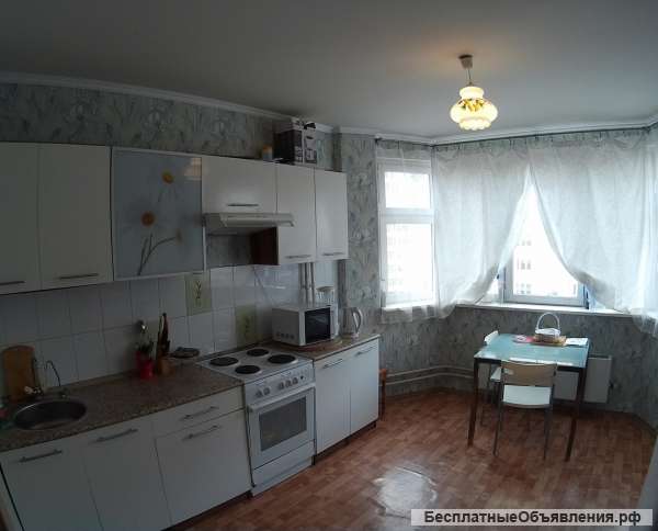Квартира трехкомнатная москва