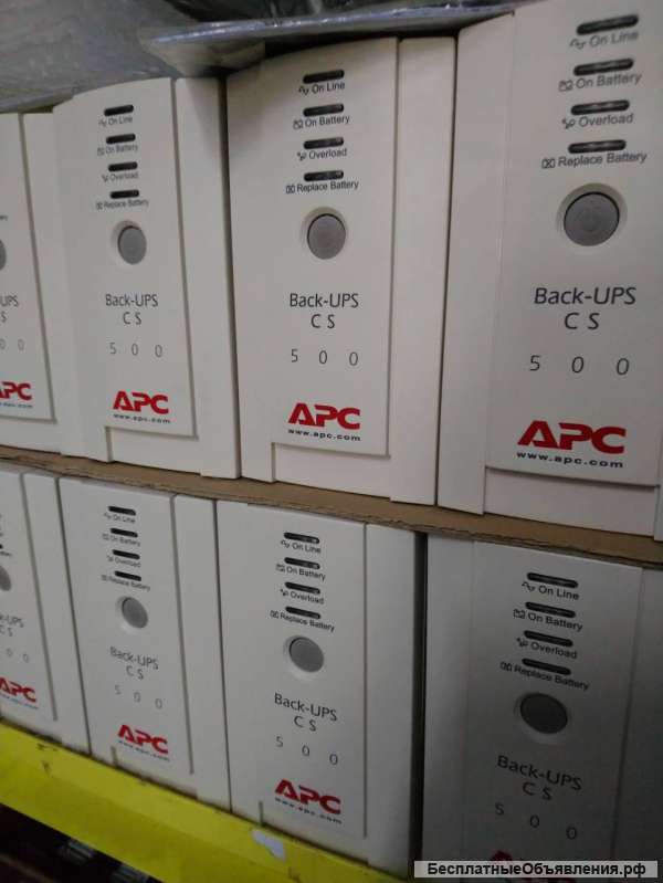 Источник бесперебойного питания APC CS500