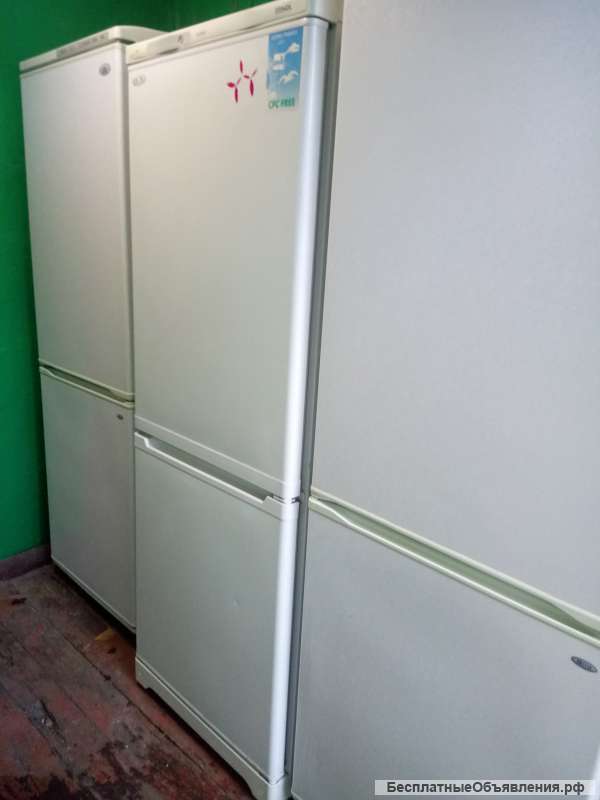 Холодильник Атлант в отличном рабочем состоянии