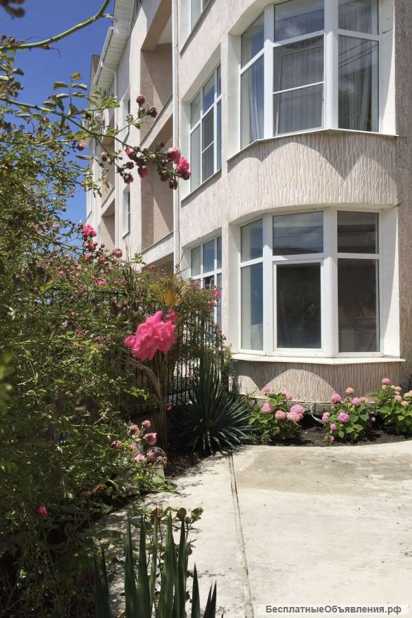 Шикарную квартиру с видом на море