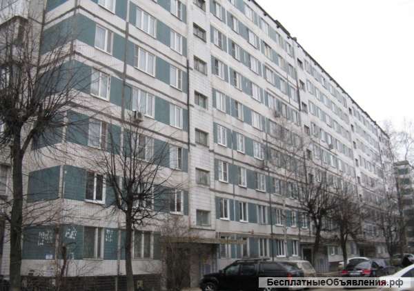 Трехкомнатная квартира с хорошим ремонтом в городе Серпухов по ул. Луначарского, Московской области.