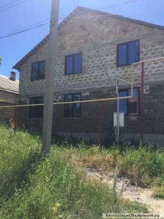 Дом 420 кв на участке 8 сот