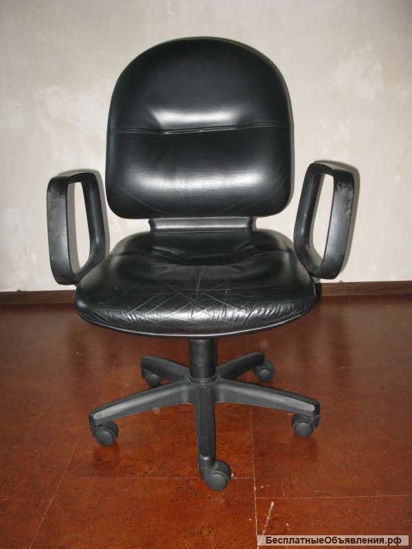 Кресло компьютерное(офисное)