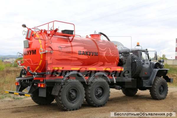 Вакуумная автоцистерна АКН-10ОД на шасси Урал 4320