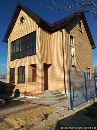 Коттедж 170 м² на участке 10 сот