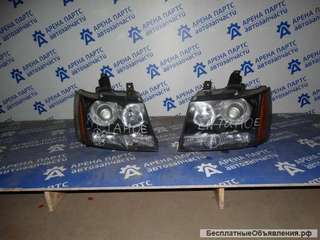 Chevrolet Tahoe 07-14 фара передняя комплект бу