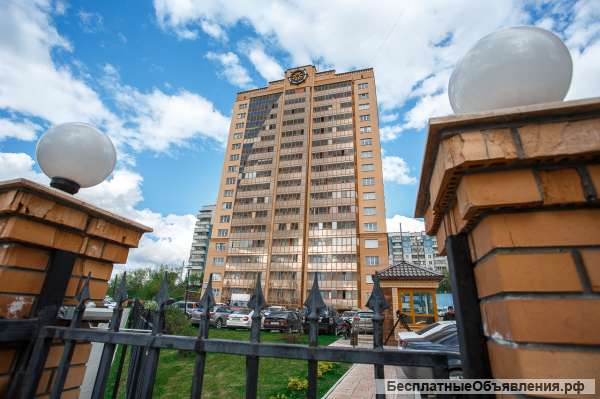 Шикарный вид на весь Новосибирск В подарок - двухкомнатная квартира в кирпичном доме
