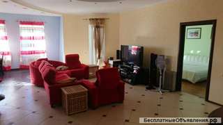 Двухэтажная квартира 160м с мебелью и техникой