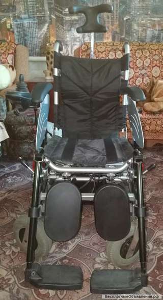 Инвалидное кресло-коляска с электродвигателем